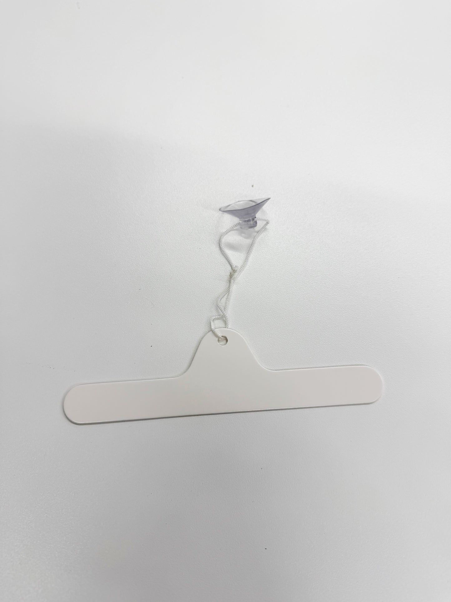 Mini Kleiderbügel – Zubehör für Mini-T-Shirts