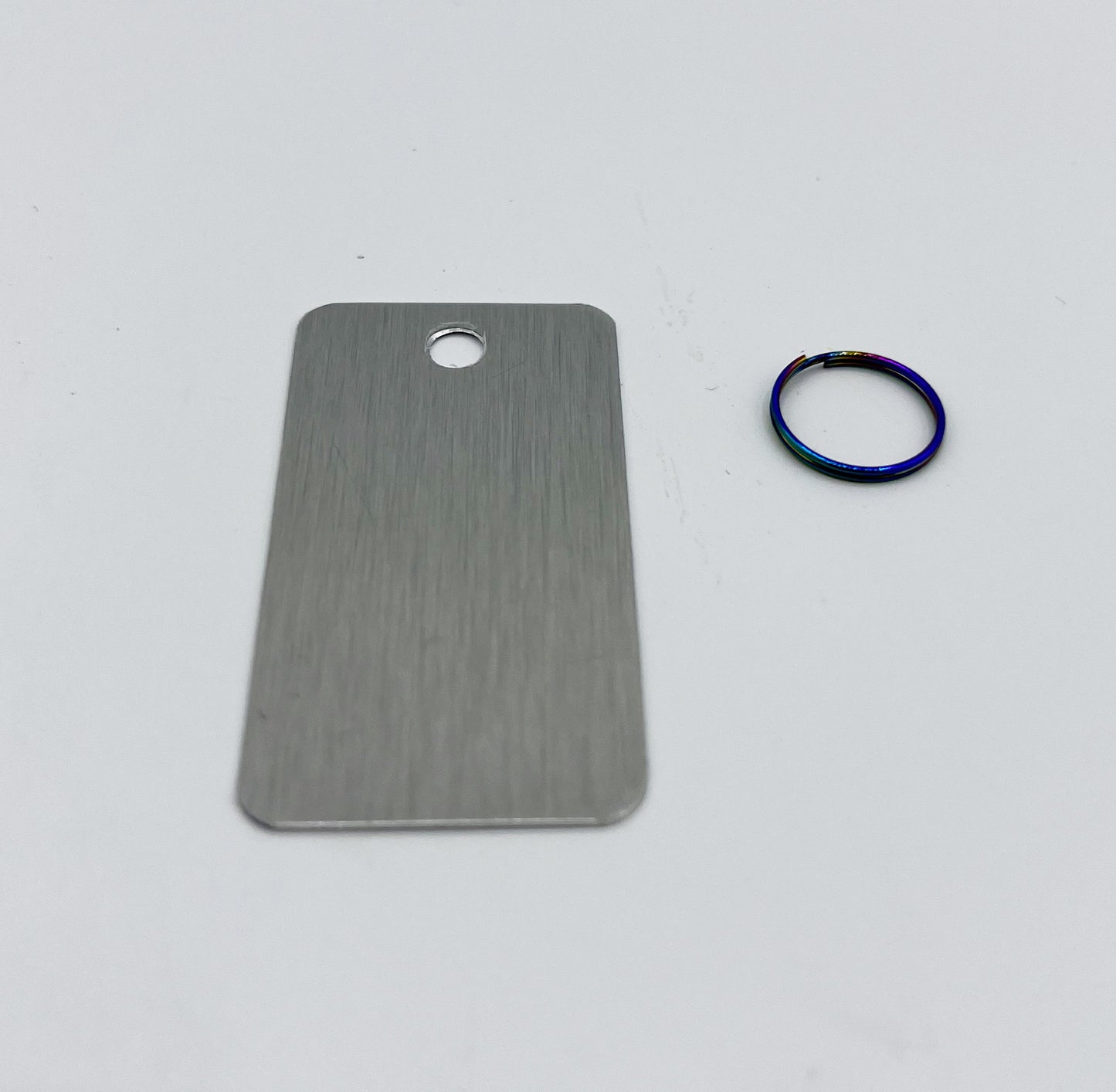 Aluminiumanhänger, Silber, ca. 5 x 2,6 cm - KlaSopLeen UG