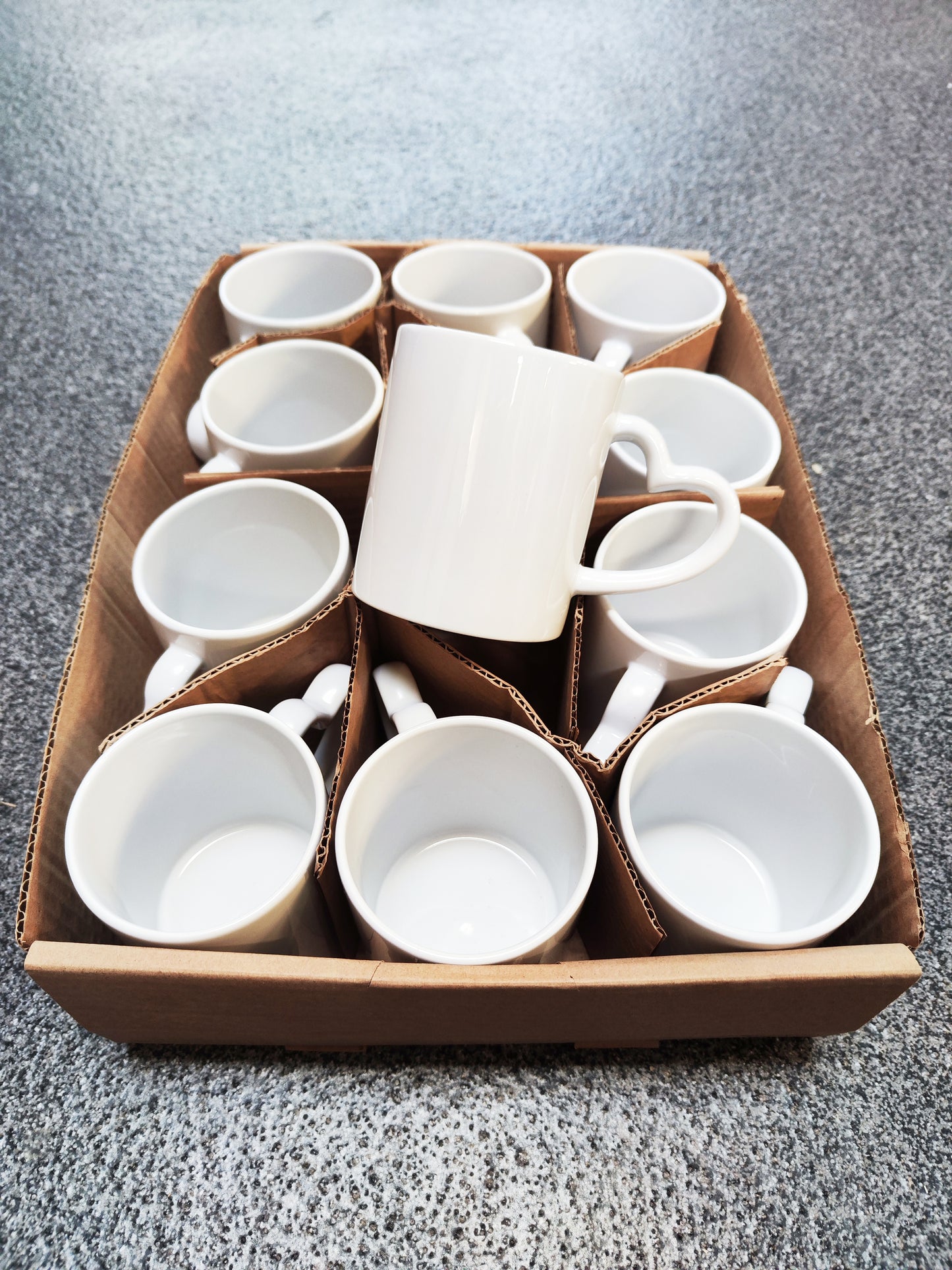 Ceramic mug with heart handle 270 ML