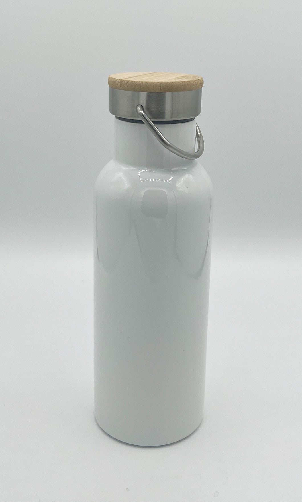 Edelstahl-Trinkflasche mit Bambusdeckel in drei verschiedenen Farben - KlaSopLeen UG